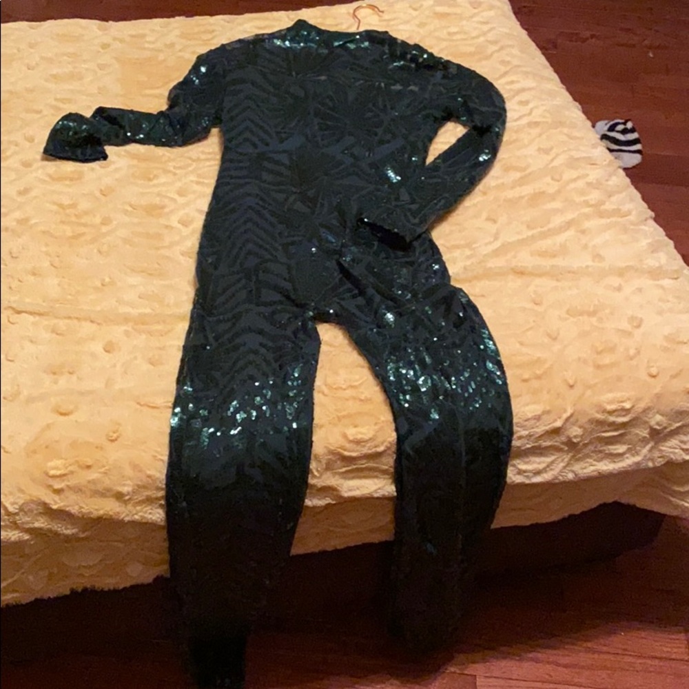 Green sequins cat suit